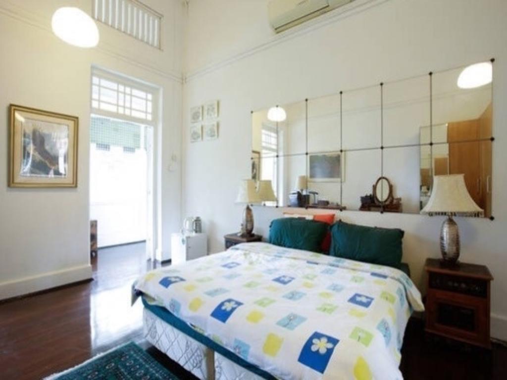Executive Master Bedroom With Nature Environment Singapore